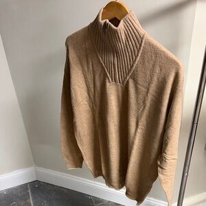 Men's Tan Sweater